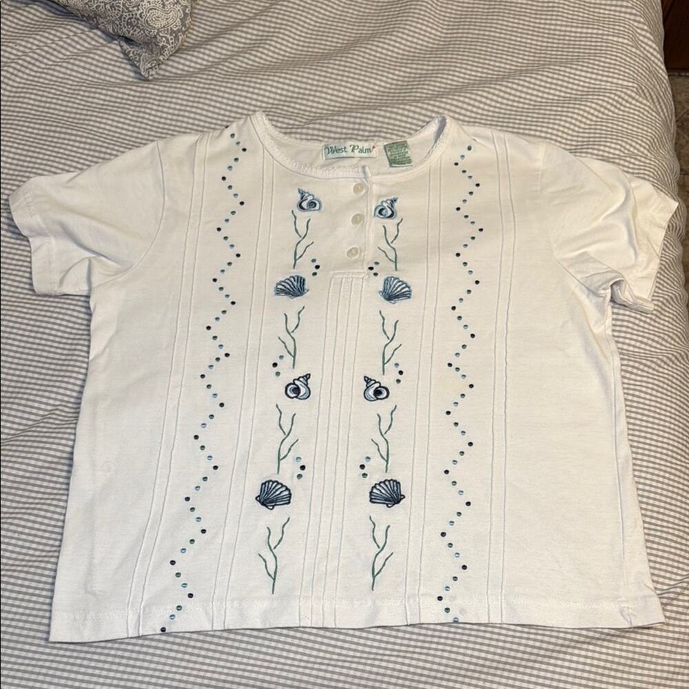 West Palm white blue shell embroidered women’s p large short sleeve tshirt top